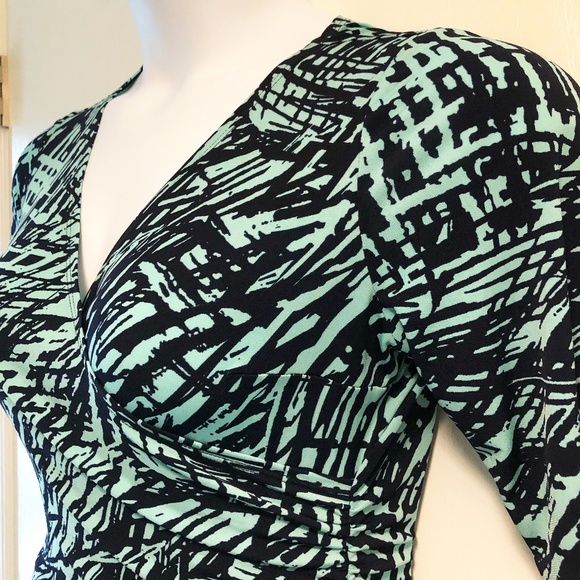 Kasper Dress Green/Black Abstract print.  Size: 8 - Picture 2 of 11